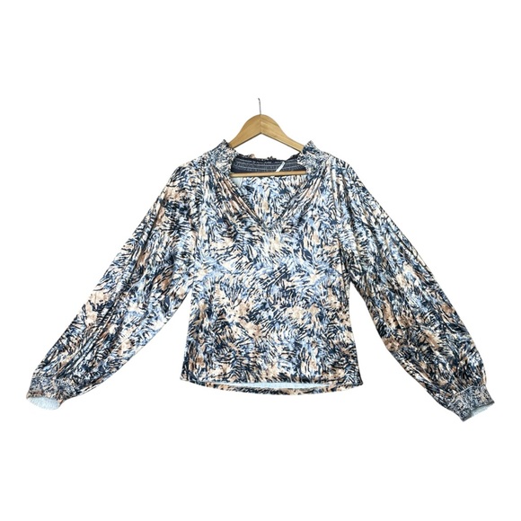 Free People Tops - Free People Go Get 'Em Crushed Velvet Balloon Sleeve Blouse Small Animal print L